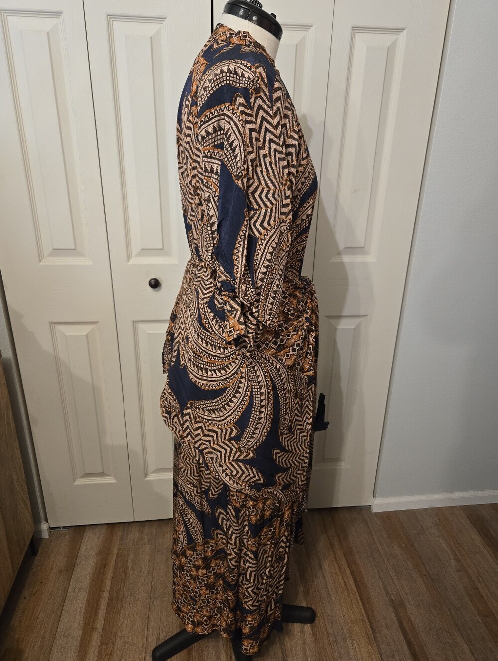 FARM Rio Dress Size XL - Picture 5 of 10